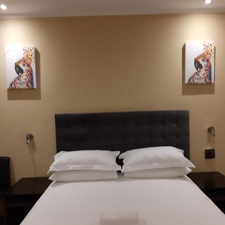 Citystay Ladybrand エクステリア 写真