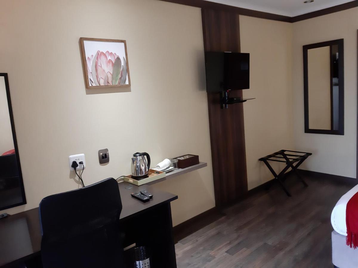 Citystay Ladybrand エクステリア 写真